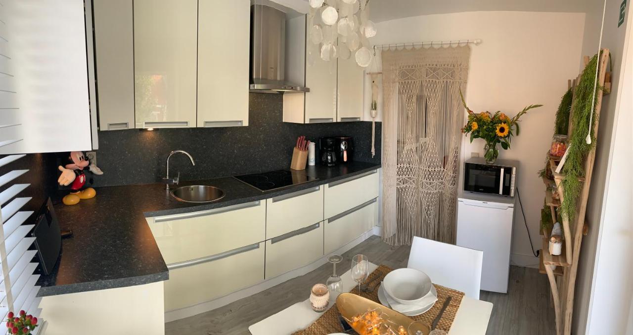 Top Appartement Met Garage "Au Franelle" Остенде Экстерьер фото